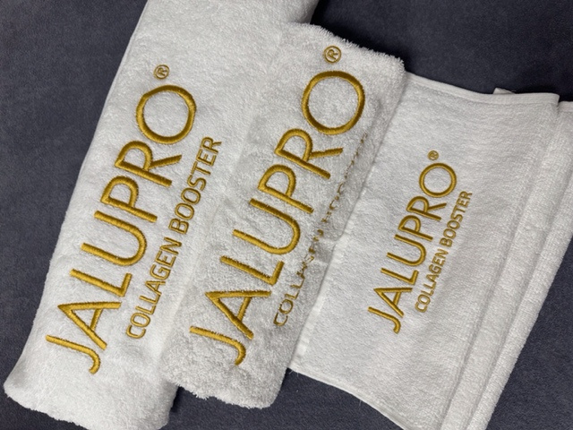 Ajándék Towel Jalupro big white 100x150 cm<br>Nagyméretű fehér pamut Jalupro törölköző